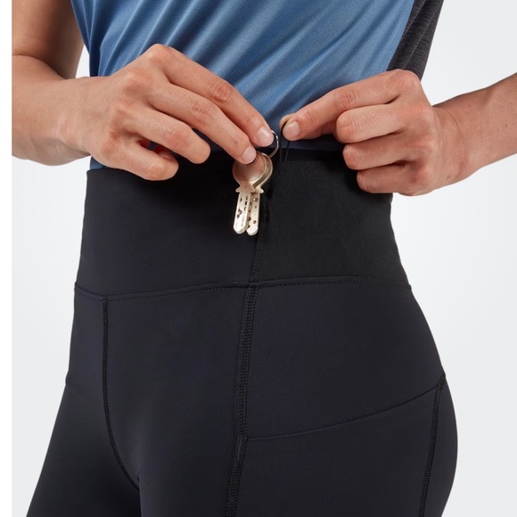 On Running Sprinter Shorts – Cocoa – Size M (Women’s) - Picture 6 of 7